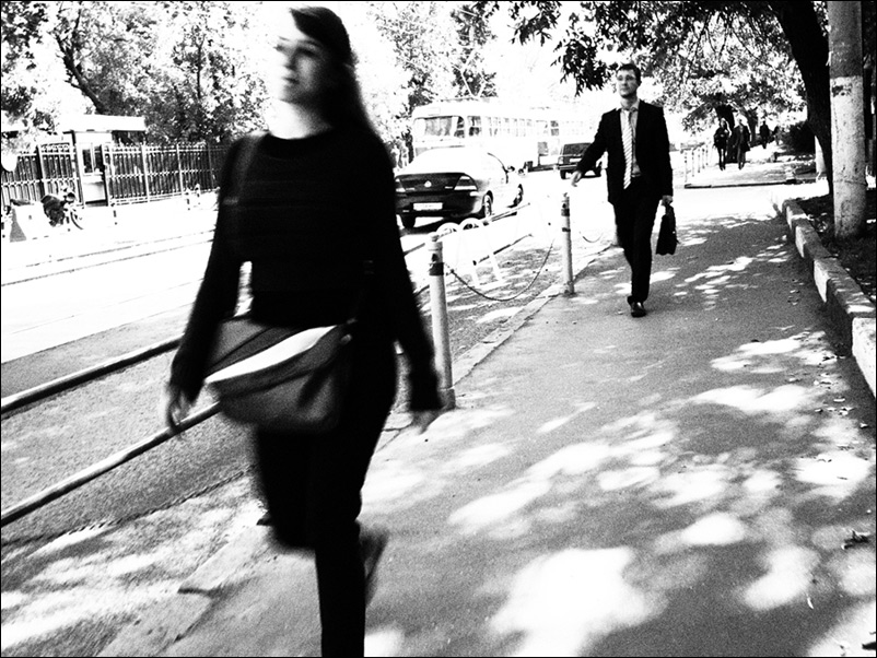 photo "***" tags: street, genre, black&white, 