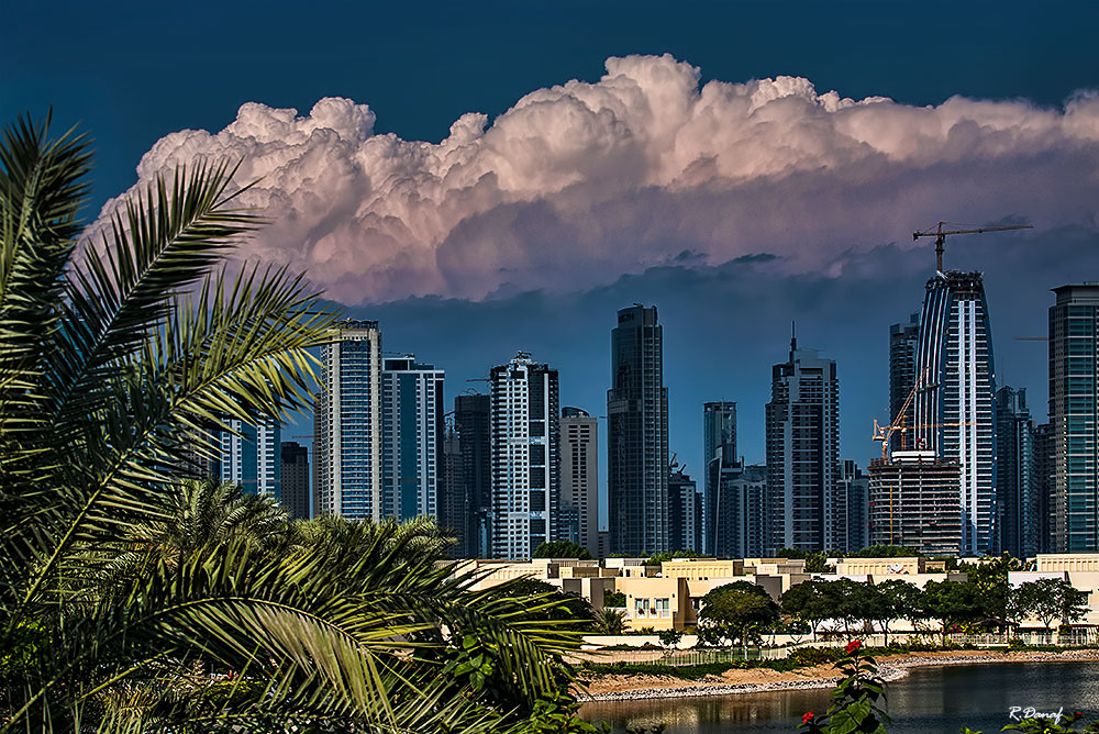 photo "Sky line" tags: travel, city, architecture, Asia, building