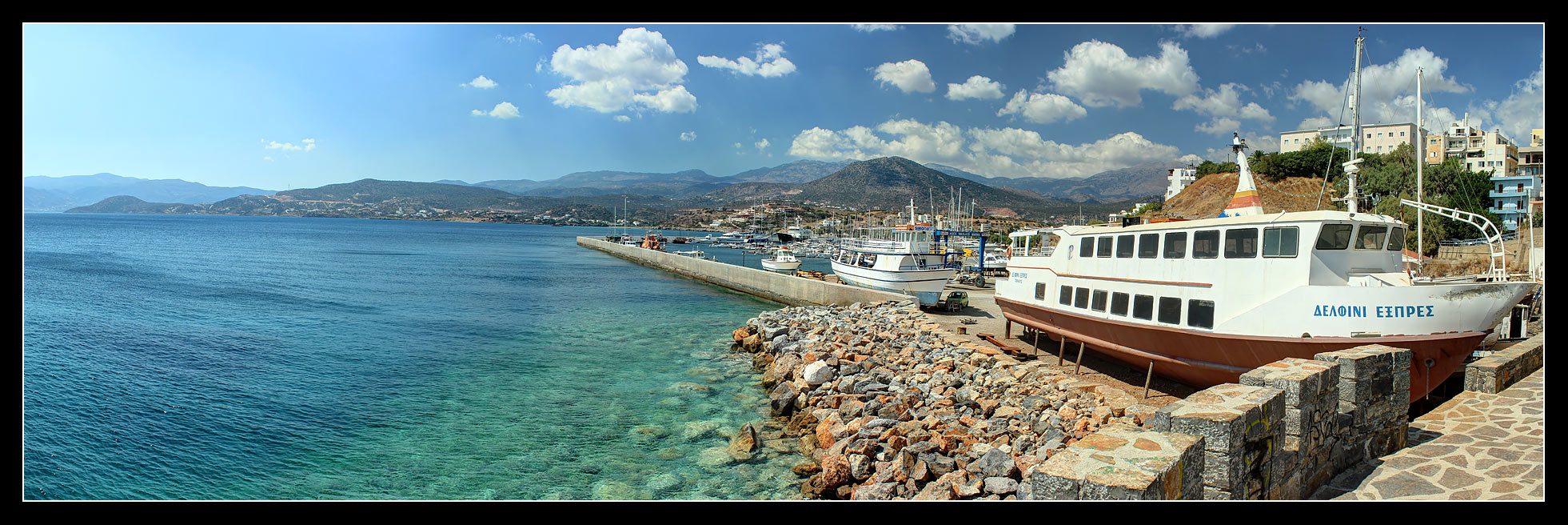 photo "Dolphin, detached from the sea" tags: landscape, travel, Agios Nikolas, Europe, Greece, mountains, sea, water, Крит