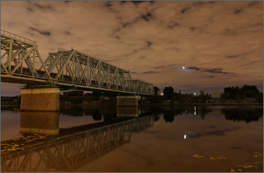 фото "ночь ... или железнодорожная романтика ..." метки: пейзаж, архитектура, путешествия, Москва-река