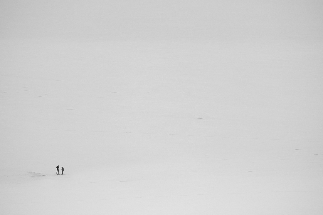photo "Solitude in two" tags: black&white, cold, fishermen, fishing, frozen lake, winter