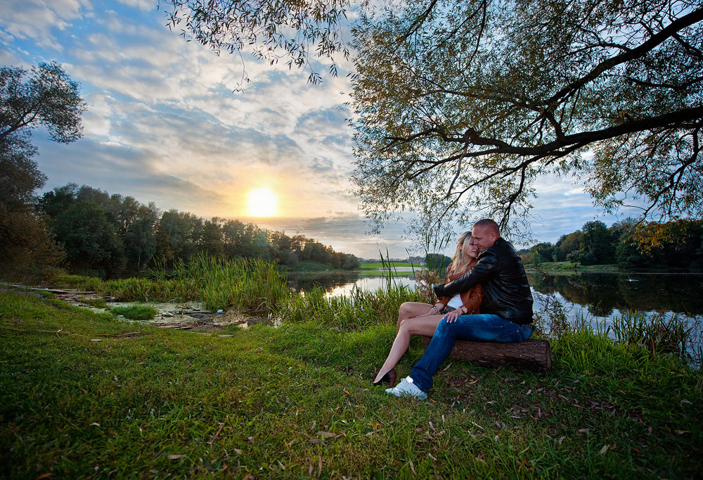 photo "***" tags: portrait, autumn, love, man, sun, sunset, water, woman, счастье