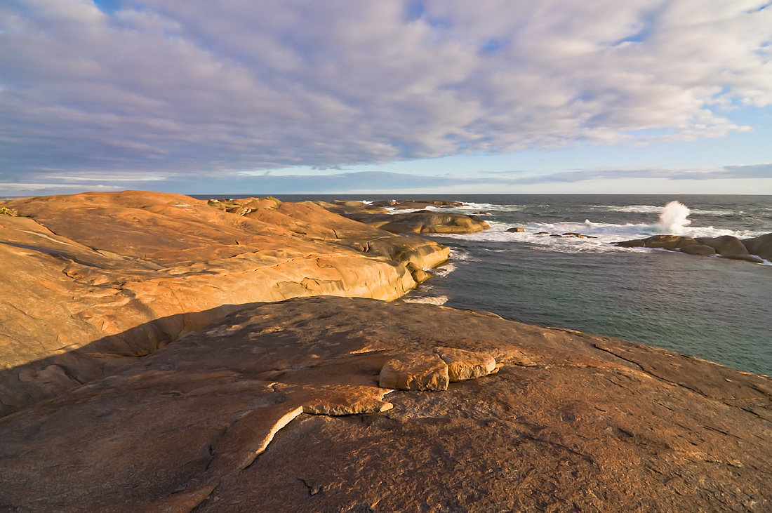 photo "The Rock" tags: landscape, rocks, sunset, water