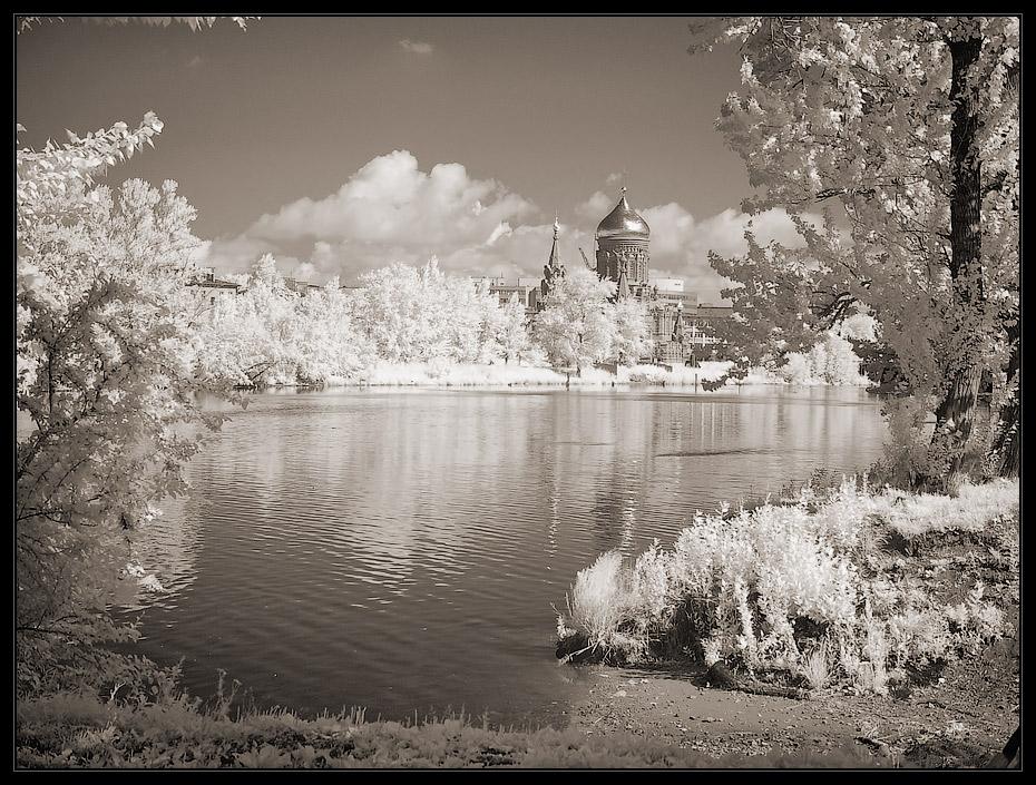 photo "***" tags: landscape, architecture, infrared