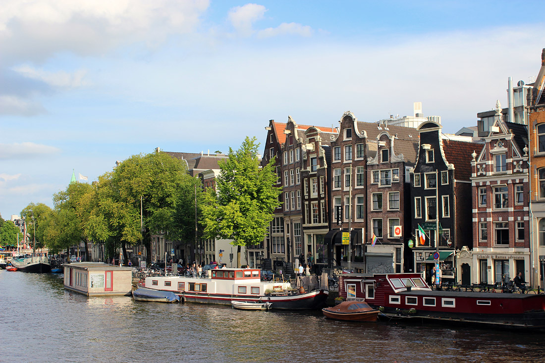 photo "Sunny Amsterdam" tags: landscape, city, architecture, Amsterdam, channels, Амстердам, каналы