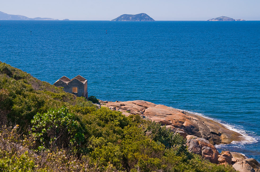 photo "House with the view" tags: landscape, ocean, summer, water