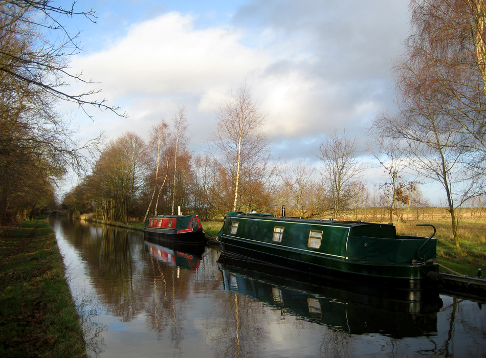 photo "Along the canal" tags: landscape, water, winter