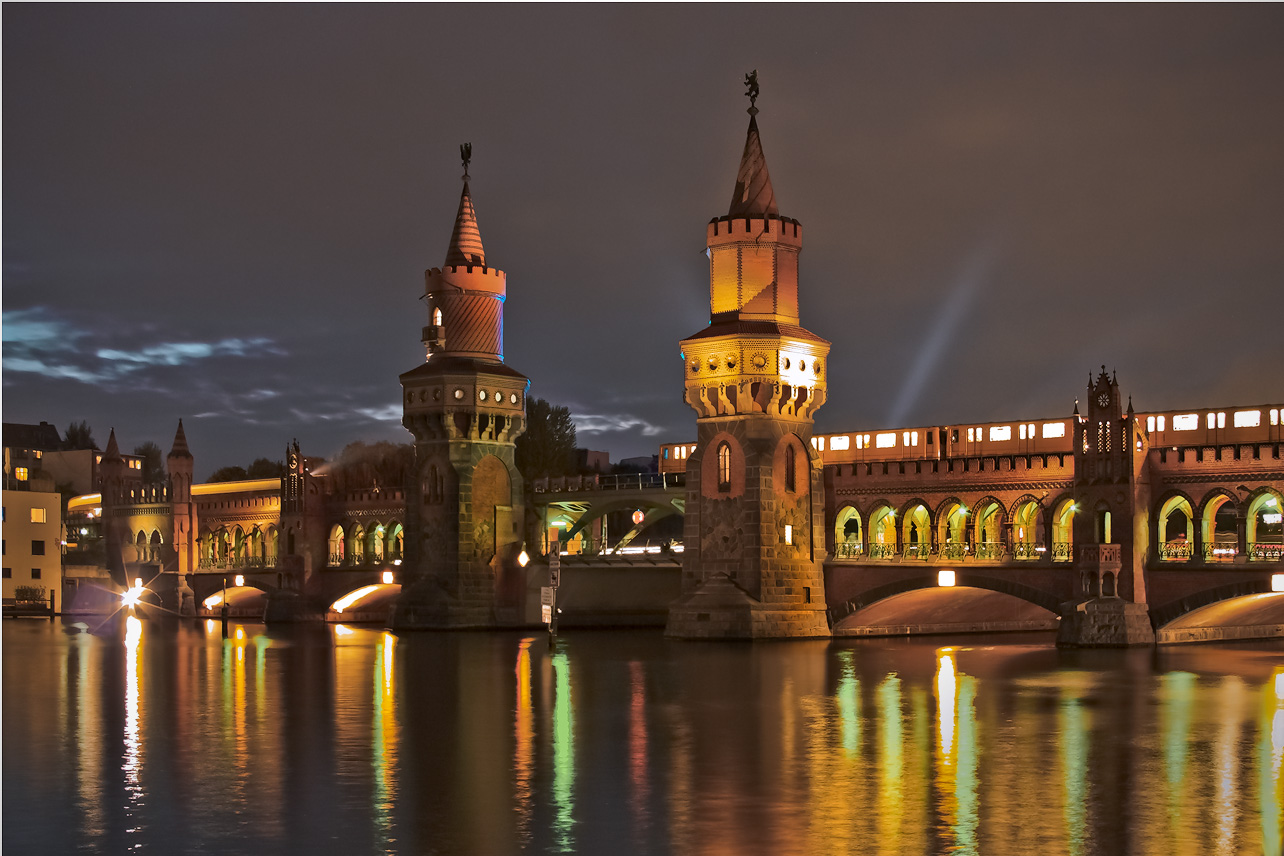 photo "The Festival of Lights 2012 in Berlin" tags: landscape, Berlin, Festival of Lights, Oberbaumbrücke