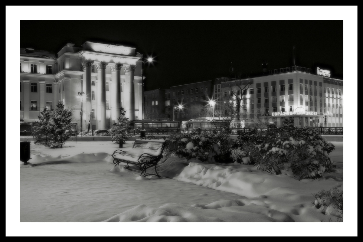 photo "***" tags: black&white, city, Иркутск, первый снег
