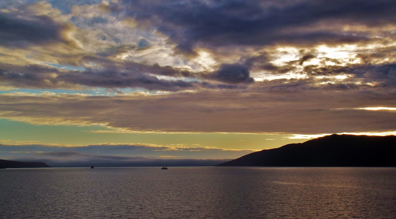 photo "***" tags: landscape, clouds, sea, sky