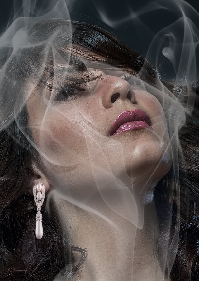 photo "Behind the smoke" tags: portrait, digital art, woman