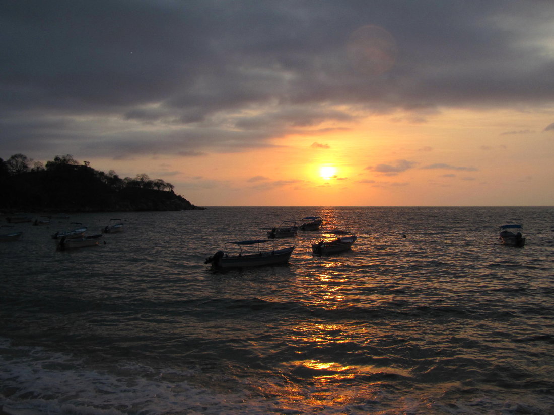 фото "Sunset in Puerto Vallarta" метки: пейзаж, лето, море, облака, океан, солнце