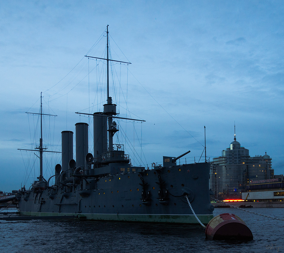 фото "Крейсер Аврора" метки: город, техника, вода, закат, облака, осень, река