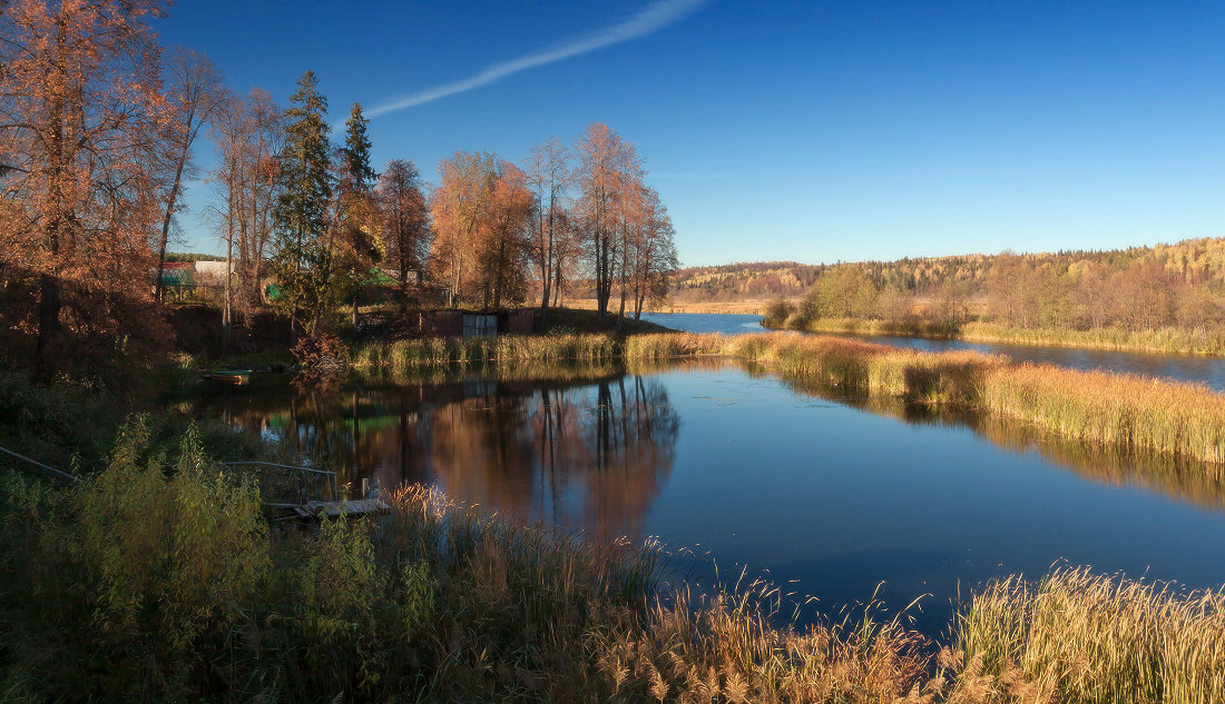 photo "***" tags: landscape, autumn, evening, grass, lake, water, Речка, мостик