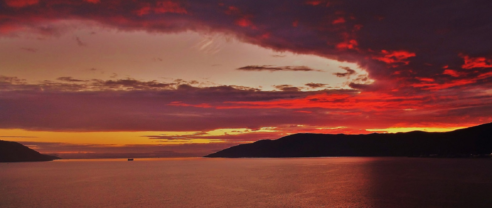 photo "***" tags: landscape, clouds, sea, sky