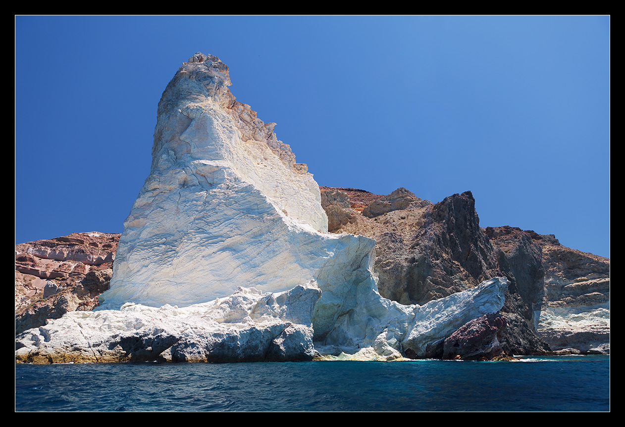 photo "Santorini. White beach." tags: landscape, travel, Europe, Greece, beach, mountains, sea, summer, water, Санторини