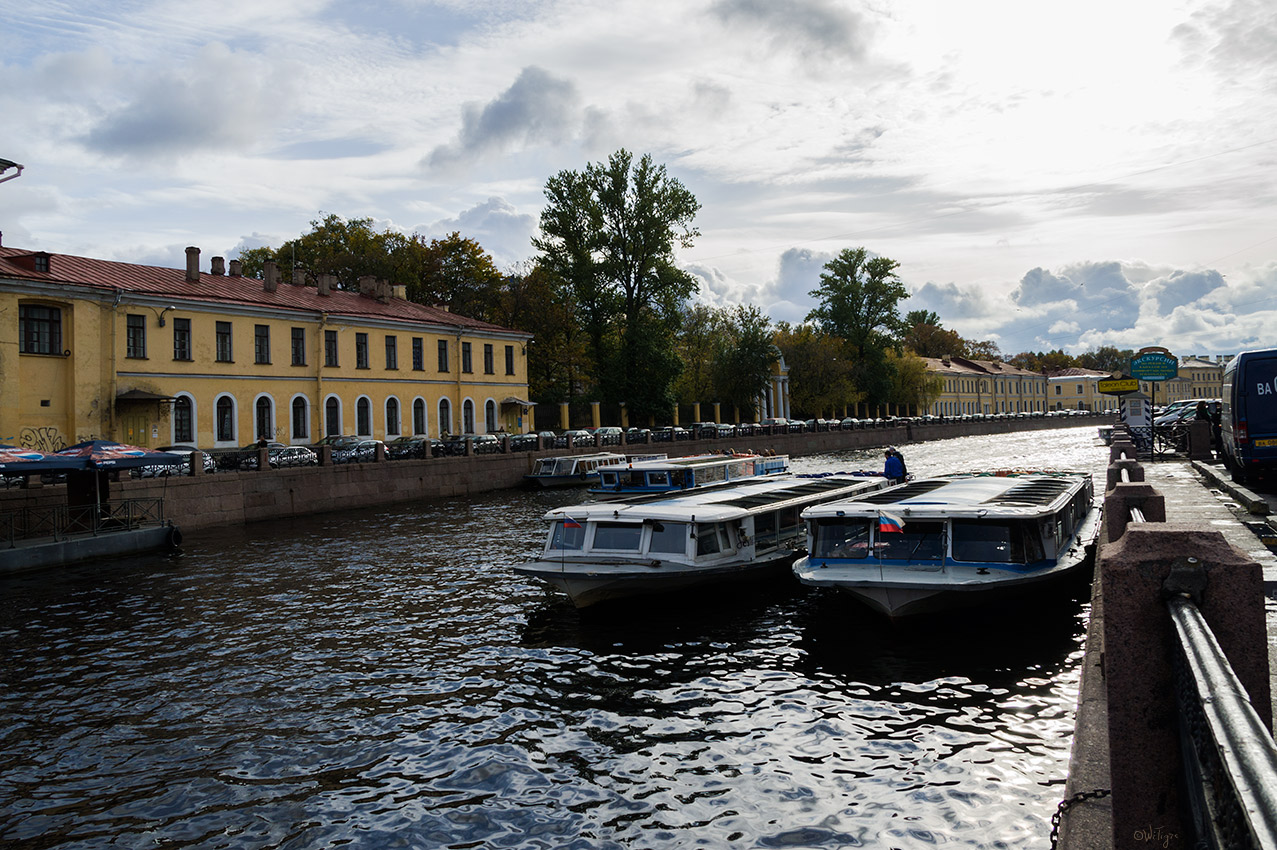 photo "***" tags: architecture, landscape, city, autumn, clouds, river, water