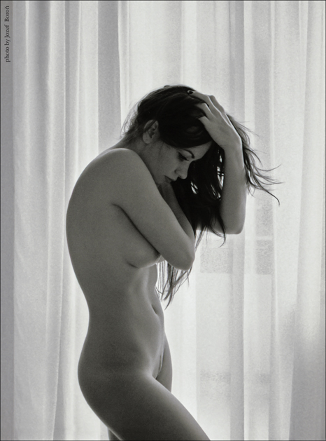 photo "Terez ..." tags: nude, black&white, portrait, Asahi Pentax 6x7