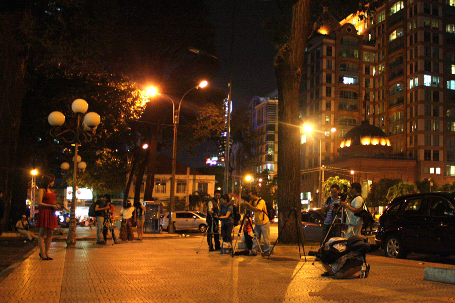 photo "Miss Saigon" tags: glamour, street, genre, 