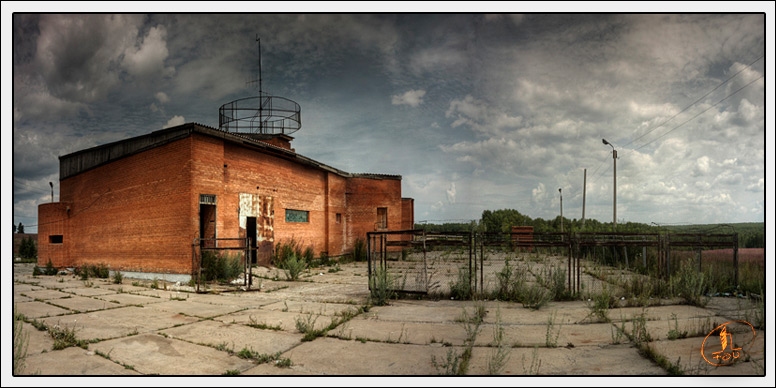 фото "Ольгино" метки: архитектура, пейзаж, город, HDR, ГАИ, ГИБДД, Красноярский край, Ольгино, абадон, заброшенный, пост