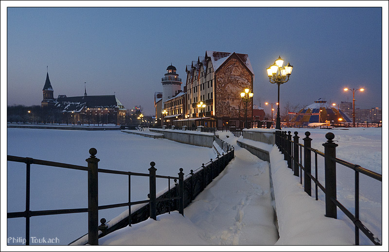 фото "Бюргер's дубак" метки: город, архитектура, зима, калининград, кнайпхоф, мороз, рыбный рынок, снег