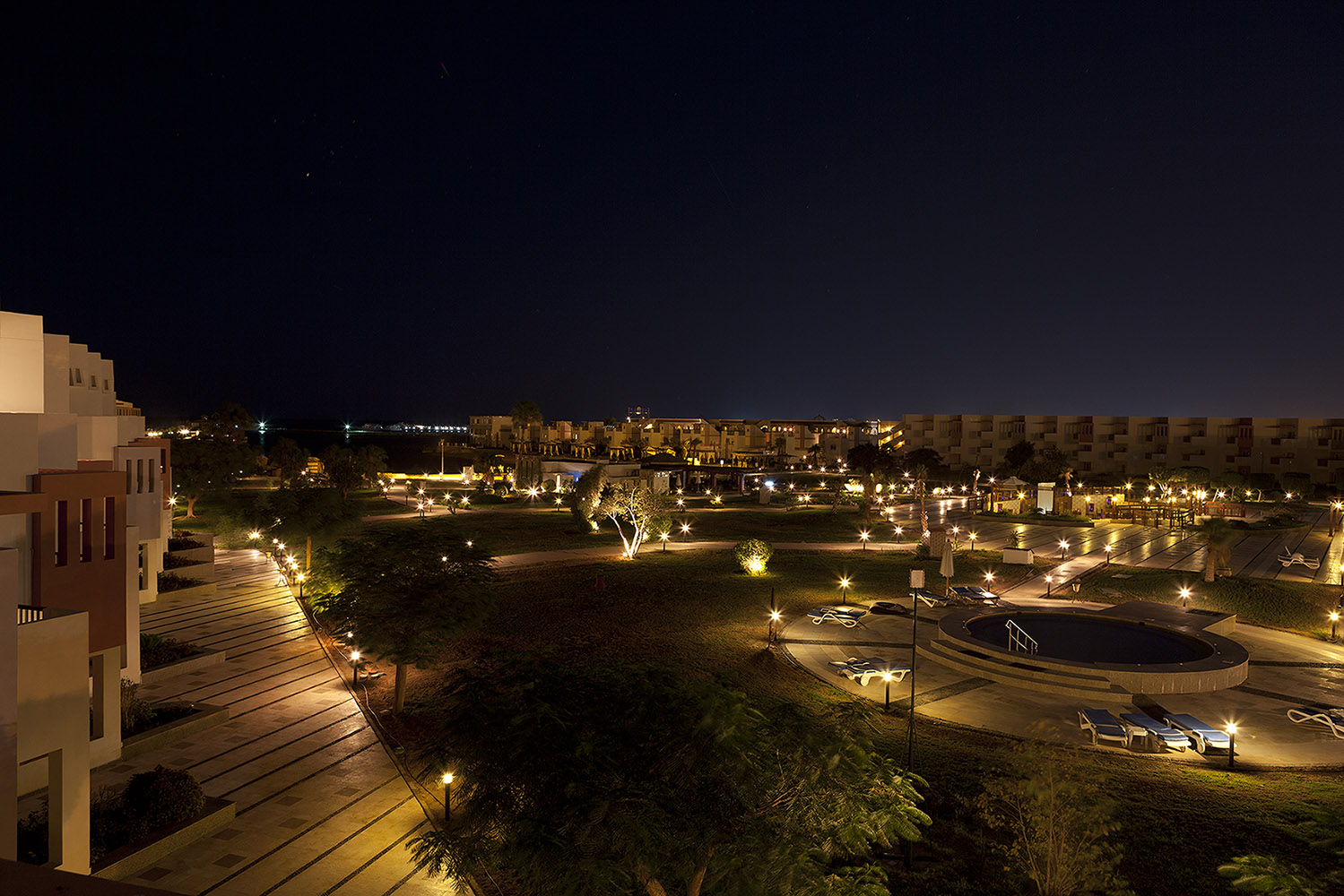 photo "***" tags: landscape, architecture, travel, Africa, night