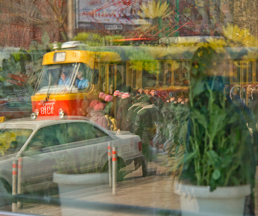 photo "***" tags: genre, street, people, reflections