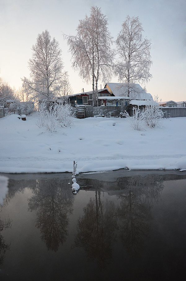 фото "На том берегу" метки: пейзаж, природа, вода, деревня, зима, снег