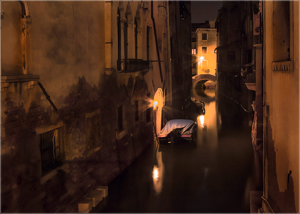 фото "Buona notte..." метки: путешествия, пейзаж, foto liubos, venecia, Венеция, каналы, ночь, фонари