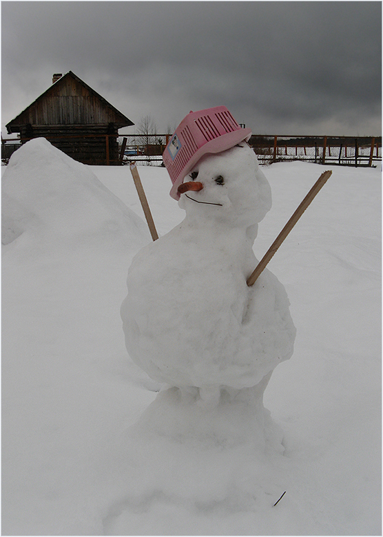 photo "Jolly snowman" tags: misc., evening, winter, снеговик