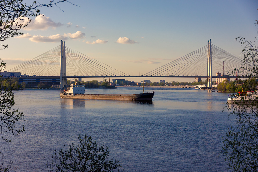 photo "Сable-stayed bridge" tags: architecture, landscape, city, bridge, Вантовый, Нева, питер
