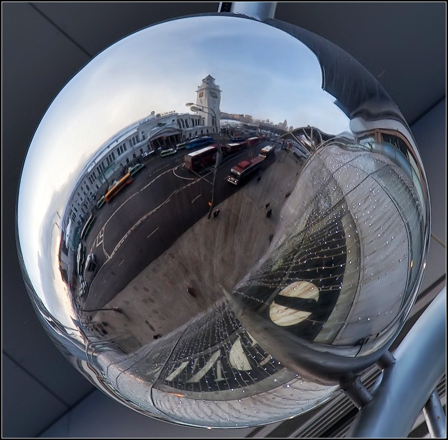 photo "reflection" tags: city, misc., macro and close-up, 