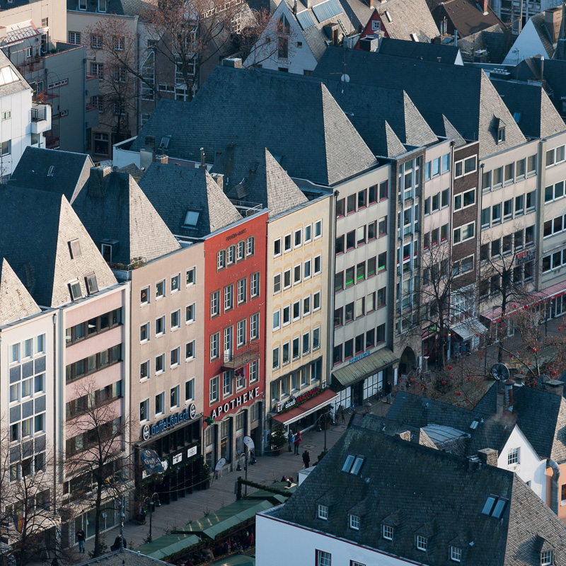 photo "Cologne's geometry" tags: architecture, city, travel, Europe, street, германия, дома