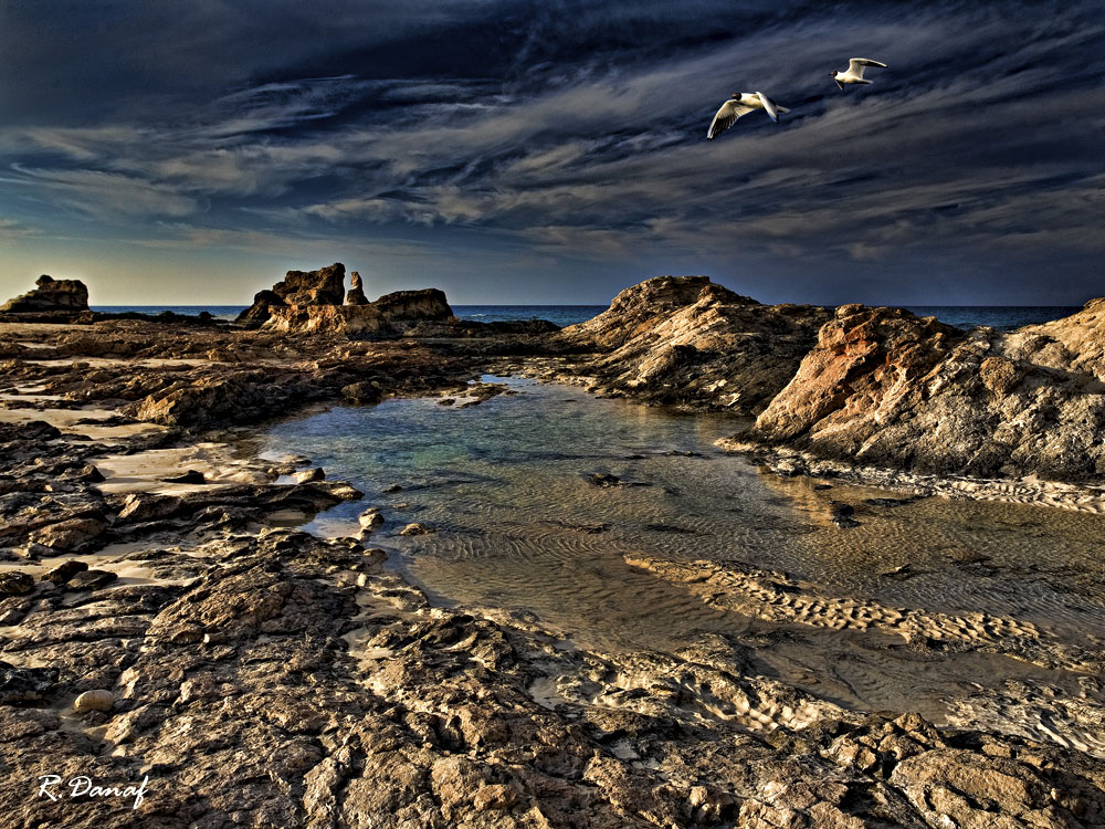 photo "Rocky beach" tags: travel, landscape, Africa, clouds, sea.