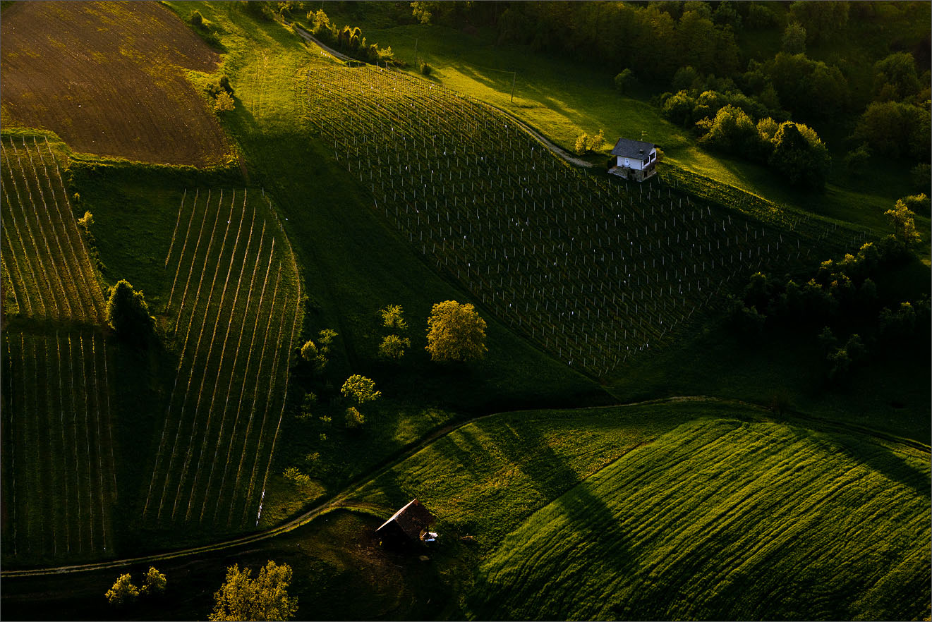 photo "House on the hill" tags: travel, nature, landscape, Europe, sunset