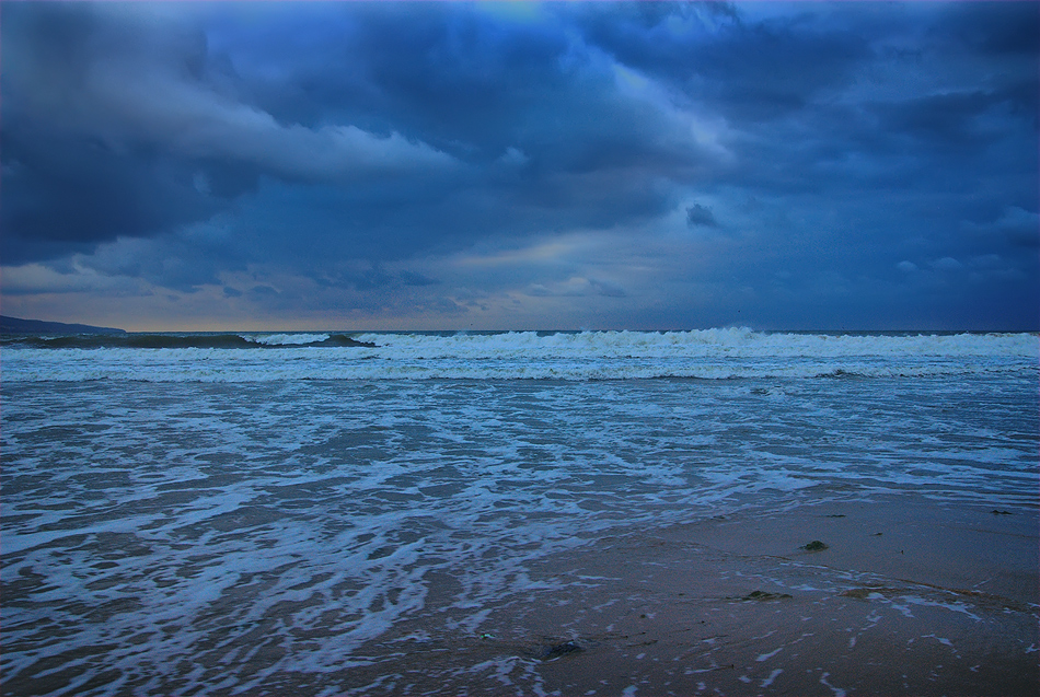 фото "Мелодия морского прибоя" метки: пейзаж, природа, Европа, вода, море, небо. облака, ночь, облака, осень, шторм