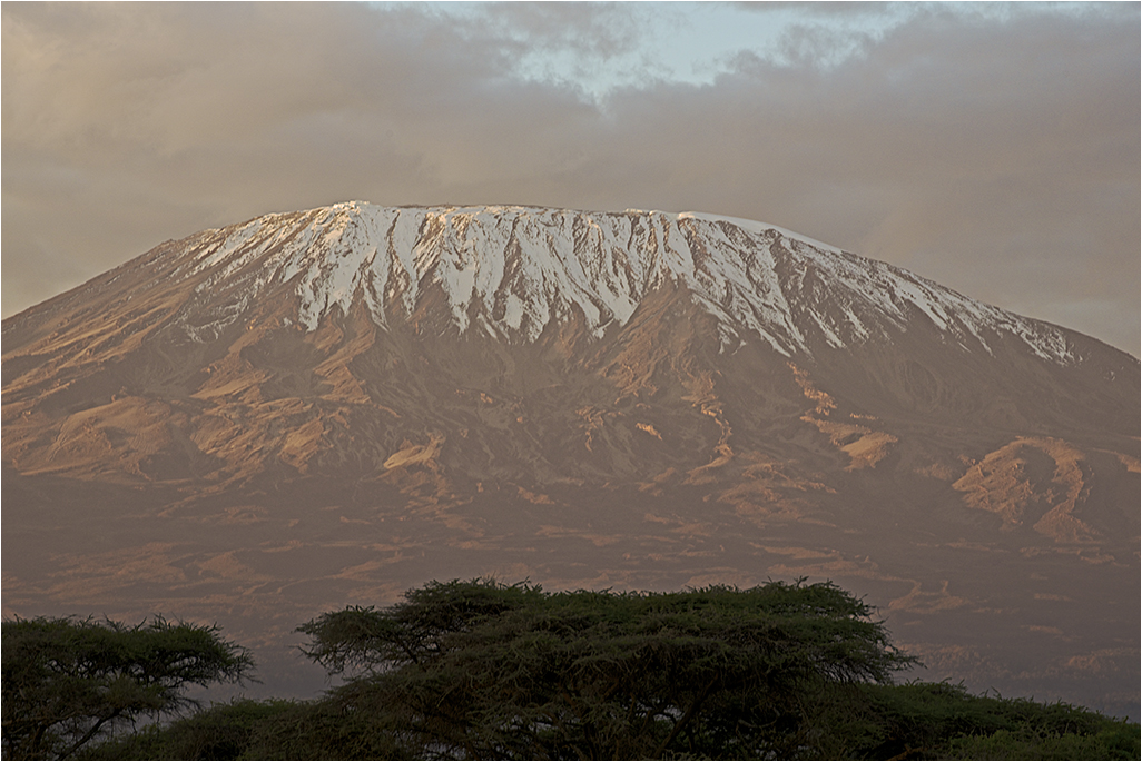 photo "Relievo" tags: landscape, travel, Africa, mountains, sunrise, Килиманджаро