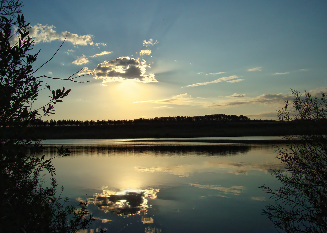 фото "Тучка" метки: пейзаж, вода, озеро. рыбалка, утро