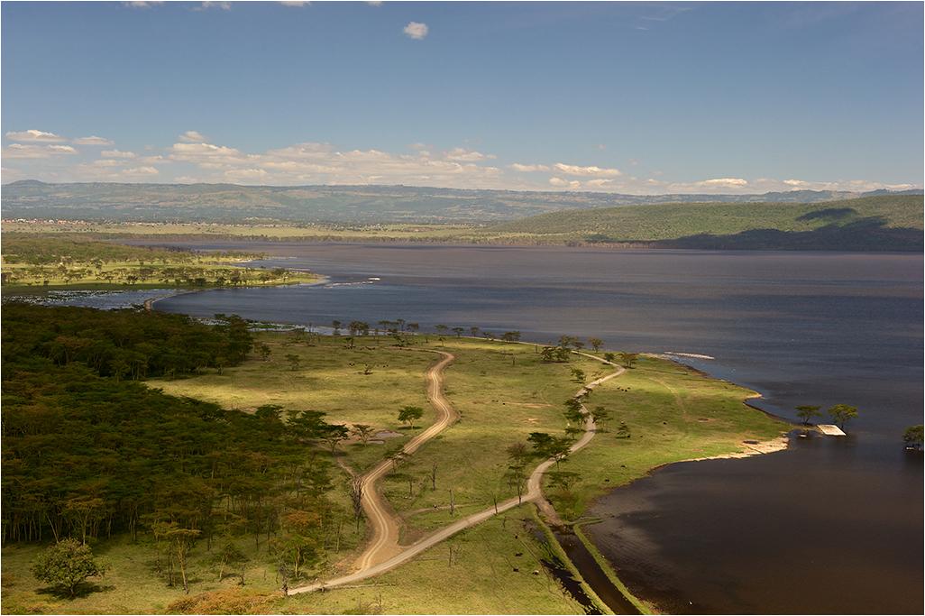 photo "Look down" tags: landscape, travel, Africa, lake, meadow, road