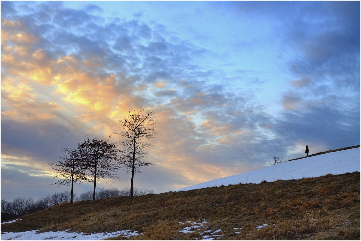 photo "Watcher of the sunset..." tags: landscape, man, snow, sunset, winter