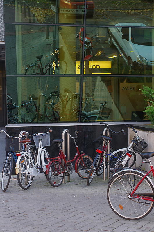 photo "***" tags: city, 