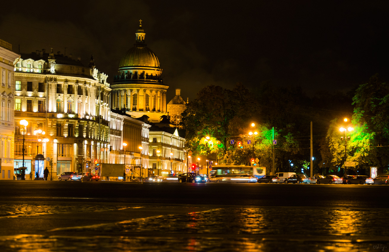 photo "***" tags: landscape, architecture, city, autumn, building, clouds, night, reflections, temple