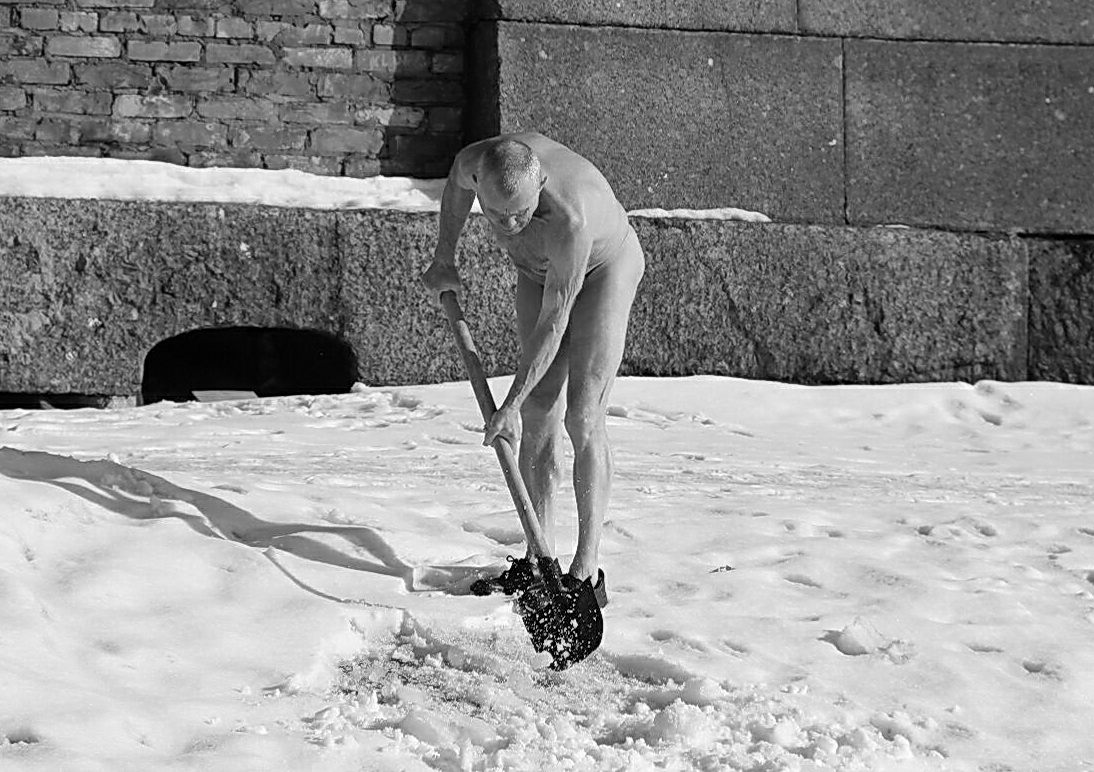фото ""Под снегом я фиалку отыщу"" метки: жанр, весна, загорающий, натурист