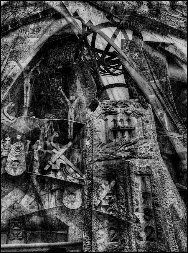 photo "Sagrada Familia in Barcelona" tags: black&white, digital art, architecture, 