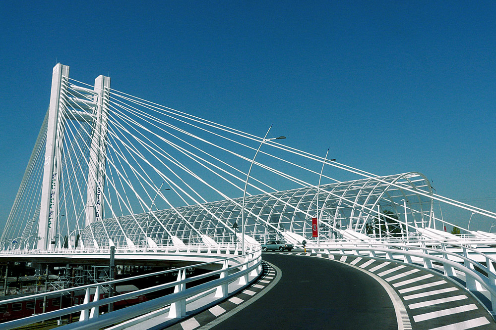 photo "***" tags: architecture, city, Bucharest, bridge