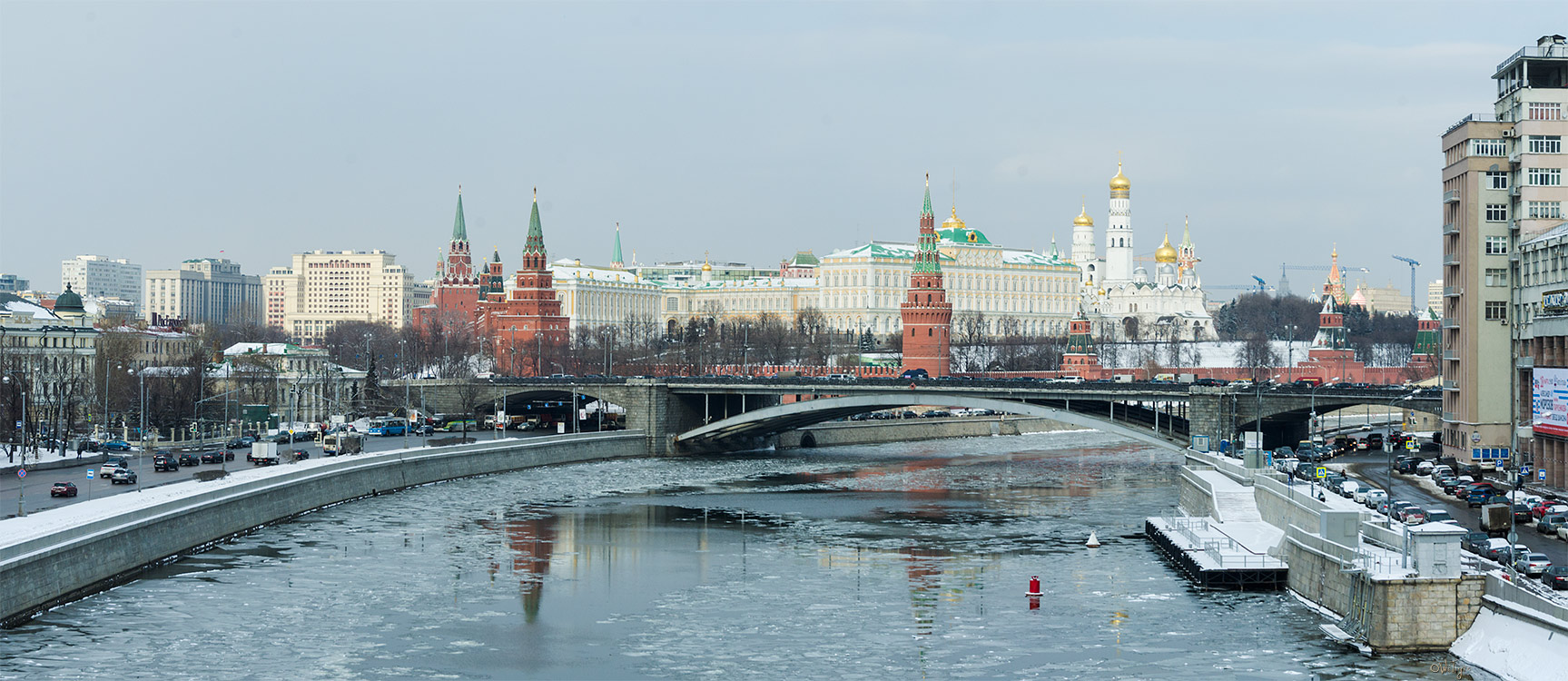 photo "***" tags: landscape, architecture, panoramic, building, clouds, reflections, river, spring, temple, water