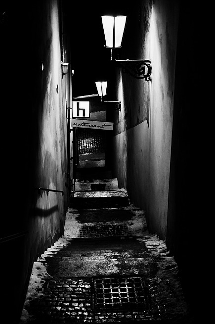 photo "Ночные фонари a лестница" tags: black&white, Prag, Prague, Praha