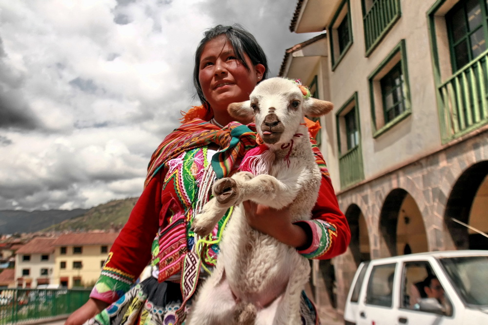 photo "***" tags: portrait, nature, street, pets/farm animals, village, wild animals, woman