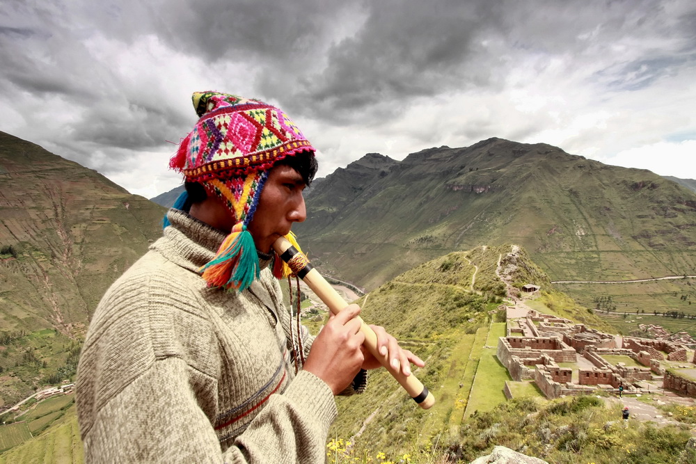 photo "***" tags: portrait, travel, nature, South America, man, mountains