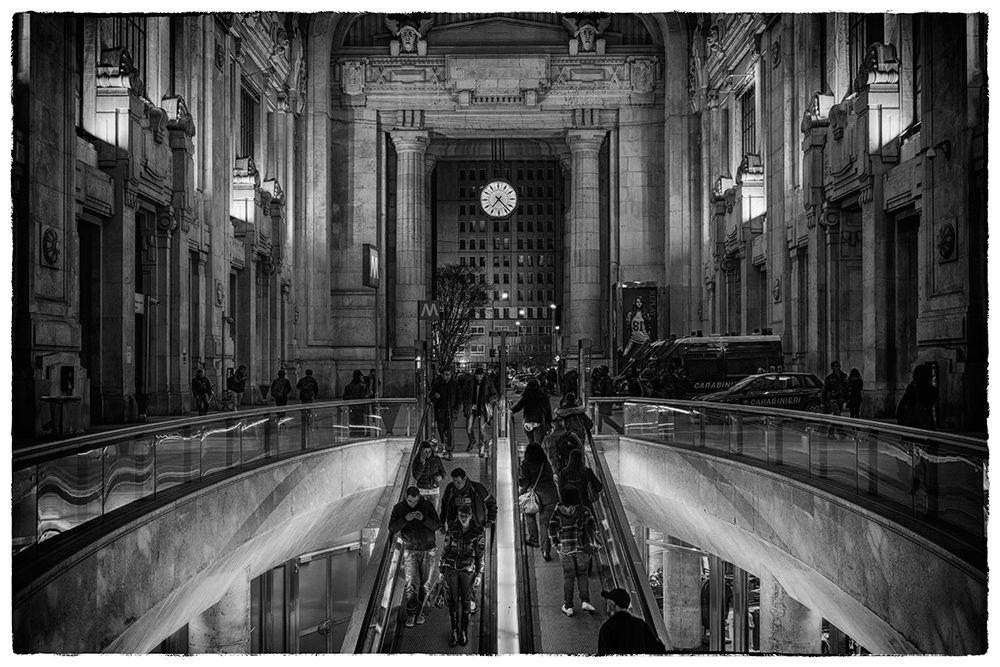 photo "Milano, Central Station" tags: architecture, interior, Milano